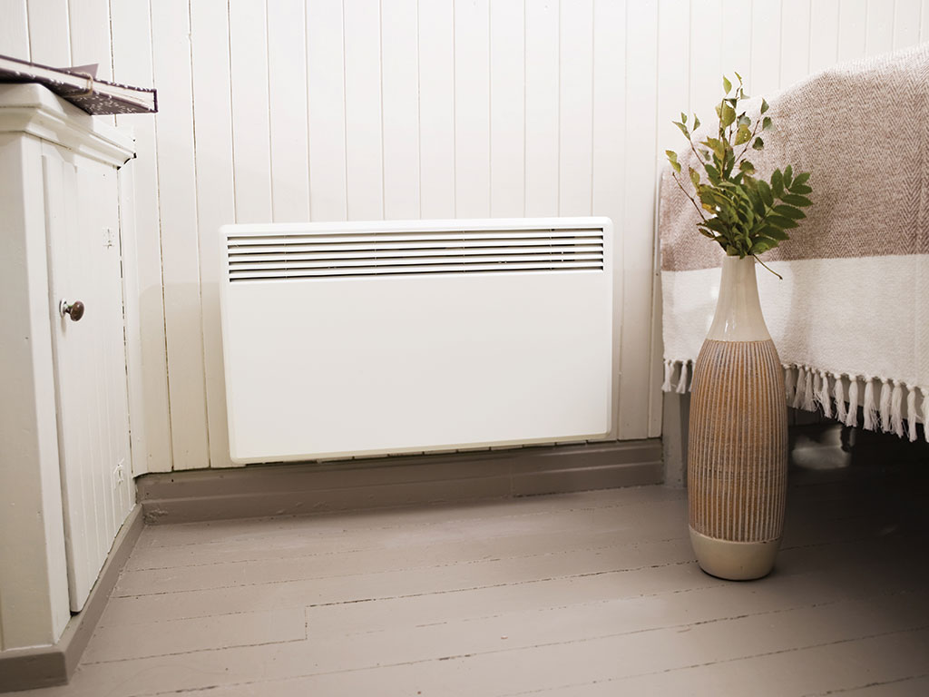 Настенные энергосберегающие обогреватели для дома: преимущества и виды приборов