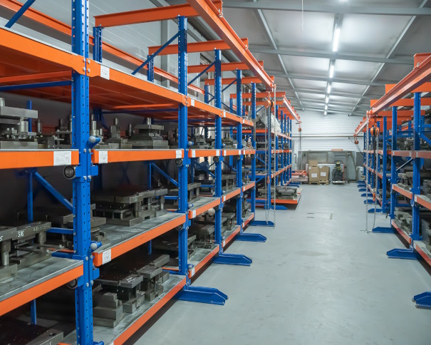 складское оборудование стеллажи